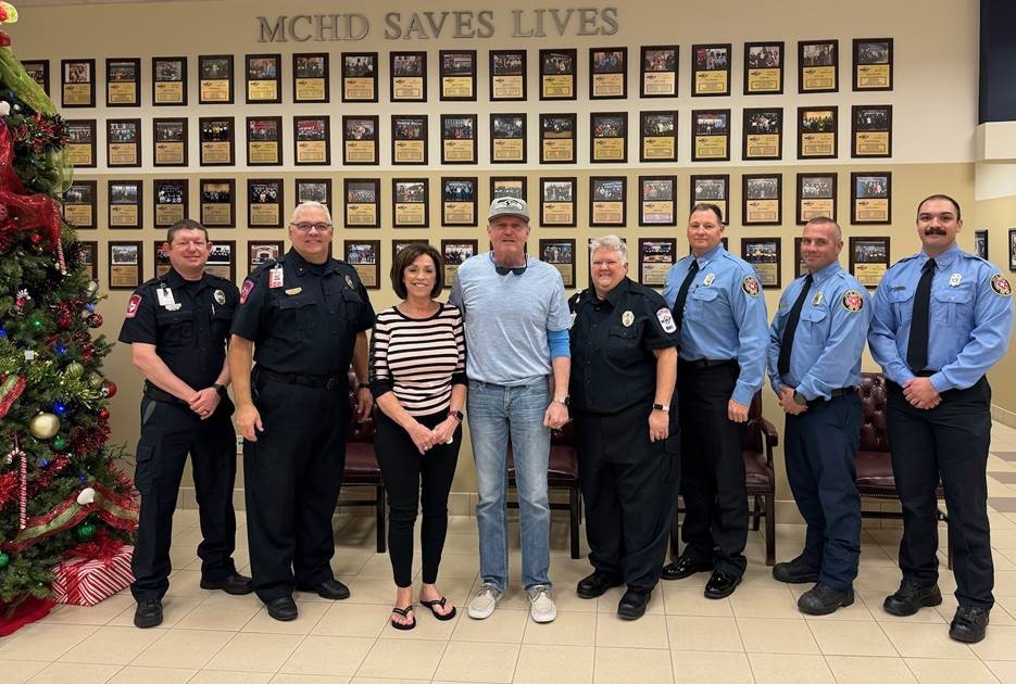 FAMILY THANKS FIRST RESPONDERS FOR SAVING WOMAN’S LIFE DURING CARDIAC ARREST