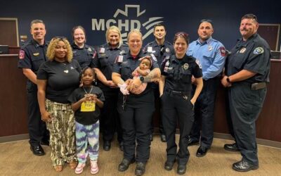 FAMILY REUNITED WITH PARAMEDIC WHO DELIVERED HEALTHY BABY ON I-45