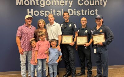 FIRST RESPONDERS AWARDED FOR SAVING MAN’S LIFE